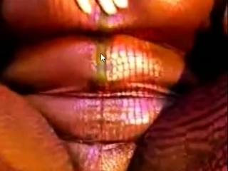 Close up amateur beauty uses her toy to masturbates