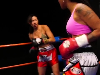 Cassie Del Isa vs Cali Sweets – Raw Pugilists