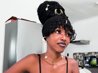 I ended up railing this BUSTY 18YO EBONY