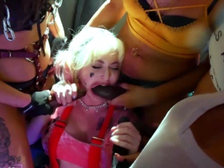 Krystal Davis – Birds Of Prey Girl Gangbang Of Harley